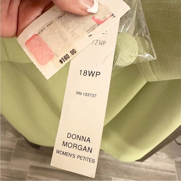 NWT DONNA MORGAN Dress Suit - Picture 6 of 7